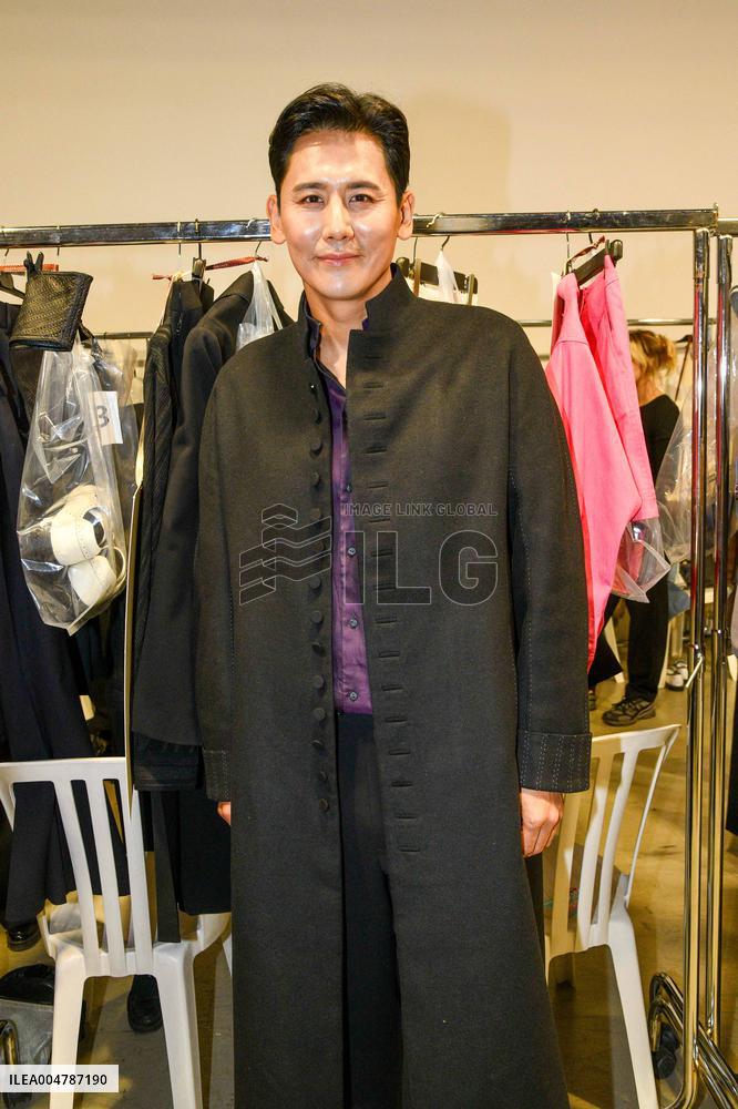 PFW - Shiatzy Chen Front Row