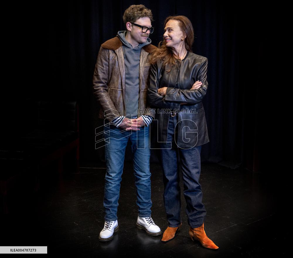 LENA OLIN, FA CAMPBELL