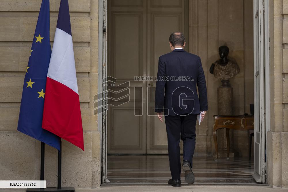 Statement by French Outgoing Prime Minister Sebastien Lecornu After Resignation - Paris