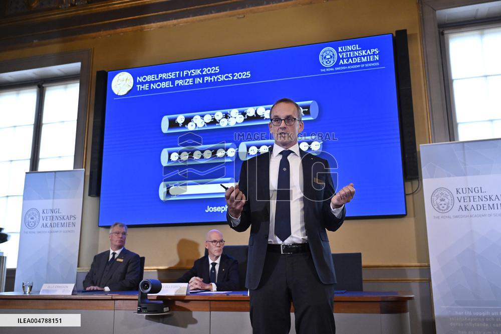 THE NOBEL PRIZE IN PHYSICS IS ANNOUNCED