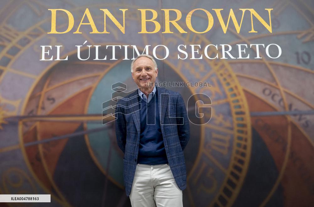 Dan Brown Presents 'The Last Secret' - Madrid