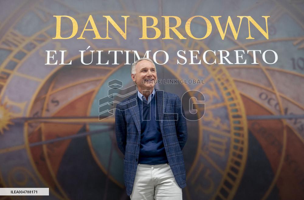 Dan Brown Presents 'The Last Secret' - Madrid