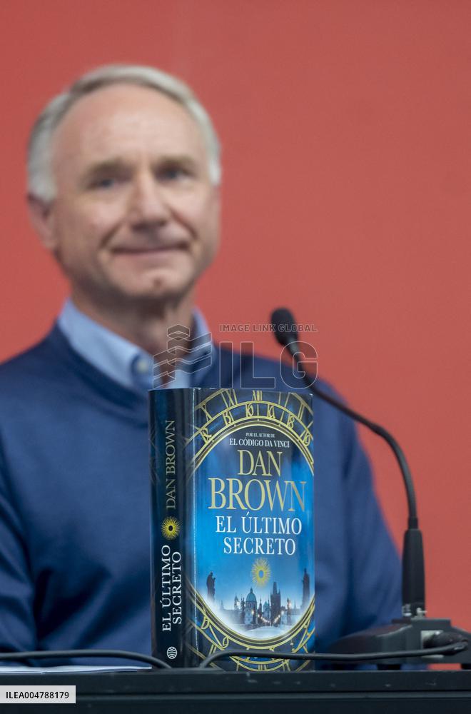 Dan Brown Presents 'The Last Secret' - Madrid