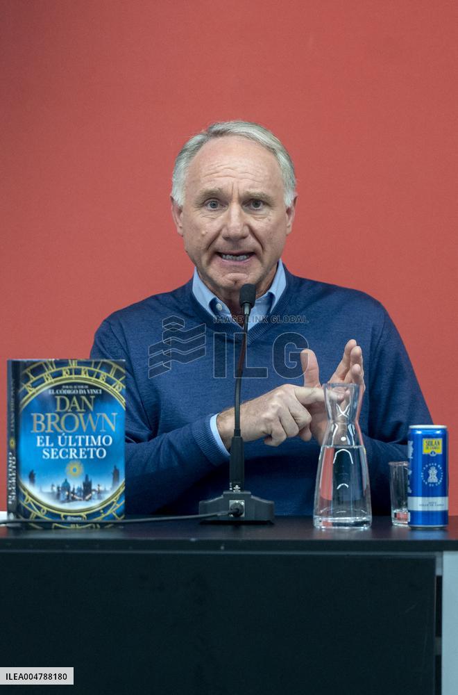 Dan Brown Presents 'The Last Secret' - Madrid