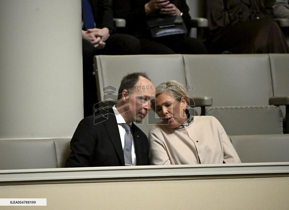 Eduskunnan täysistunto