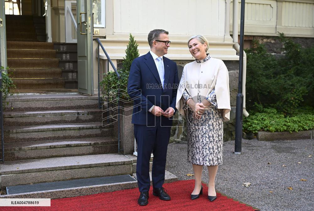 Islannin presidenttipari valtiovierailulla Suomessa