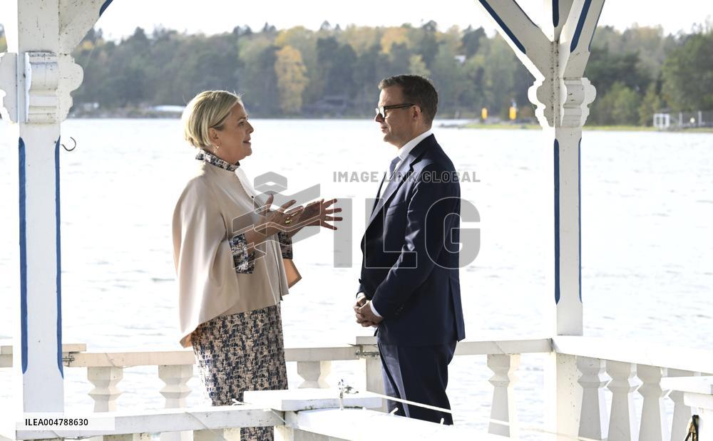 Islannin presidenttipari valtiovierailulla Suomessa