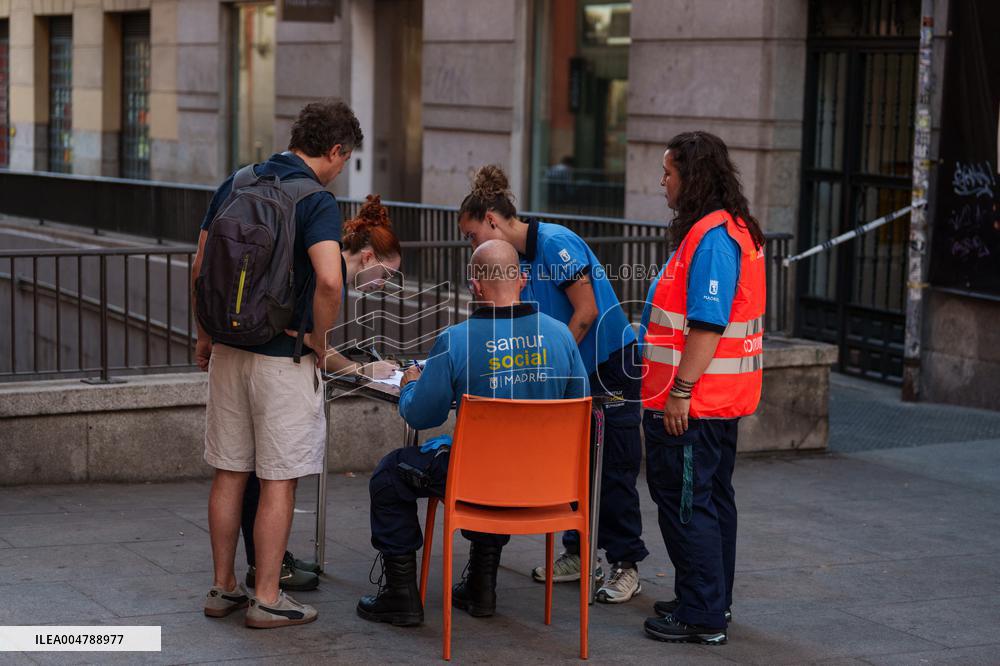 Several Missing After Madrid Building Collapse - Spain