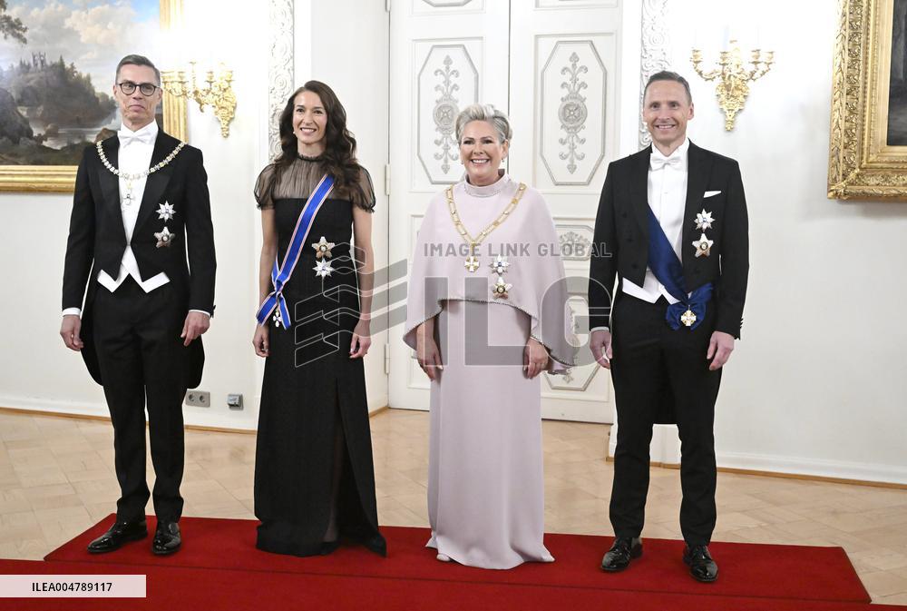 Islannin presidenttipari valtiovierailulla Suomessa