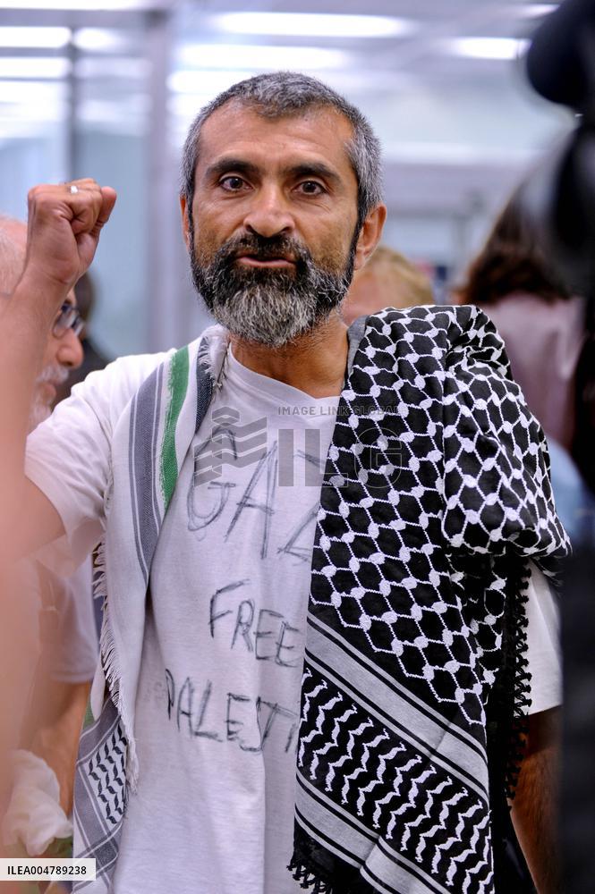 Rima Hassan and activists welcomed at Orly Airport