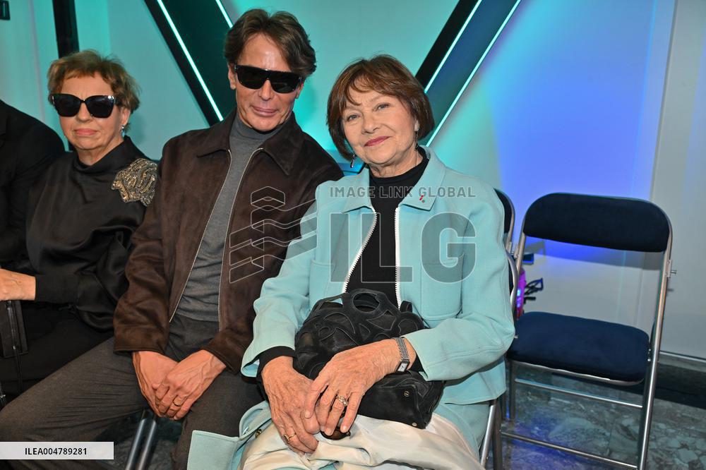 PFW Pierre Cardin Front Row