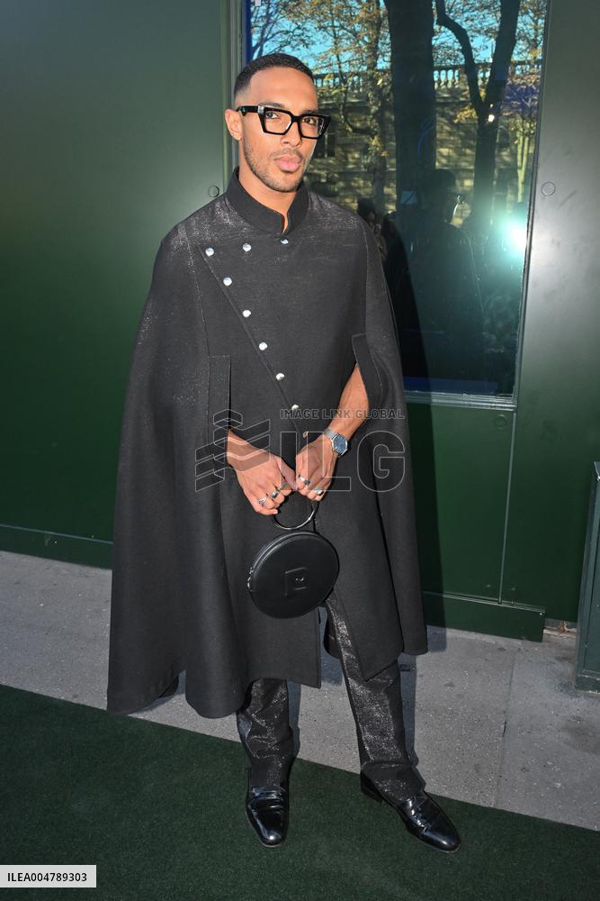 PFW Pierre Cardin Front Row