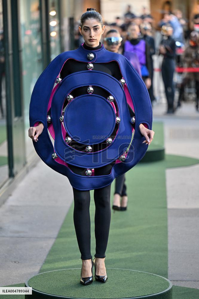 PFW Pierre Cardin Runway