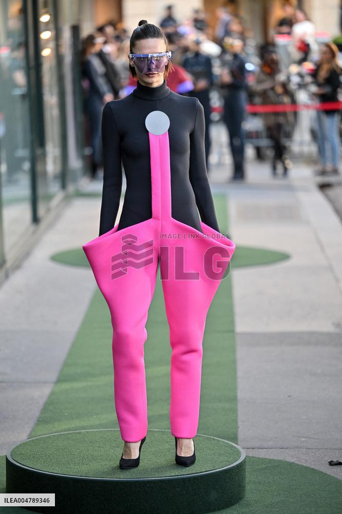 PFW Pierre Cardin Runway