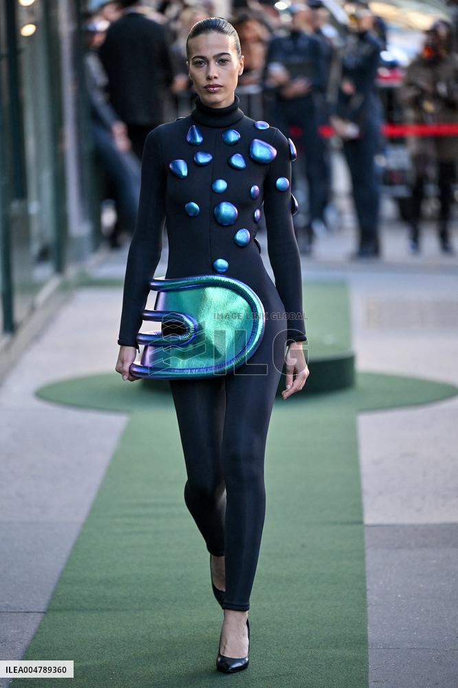 PFW Pierre Cardin Runway
