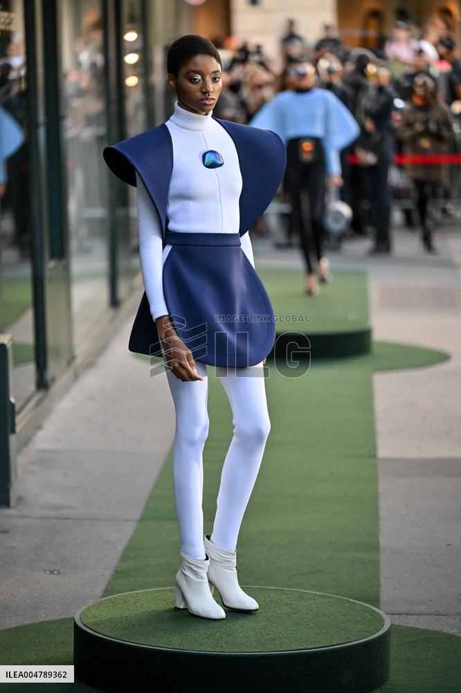 PFW Pierre Cardin Runway
