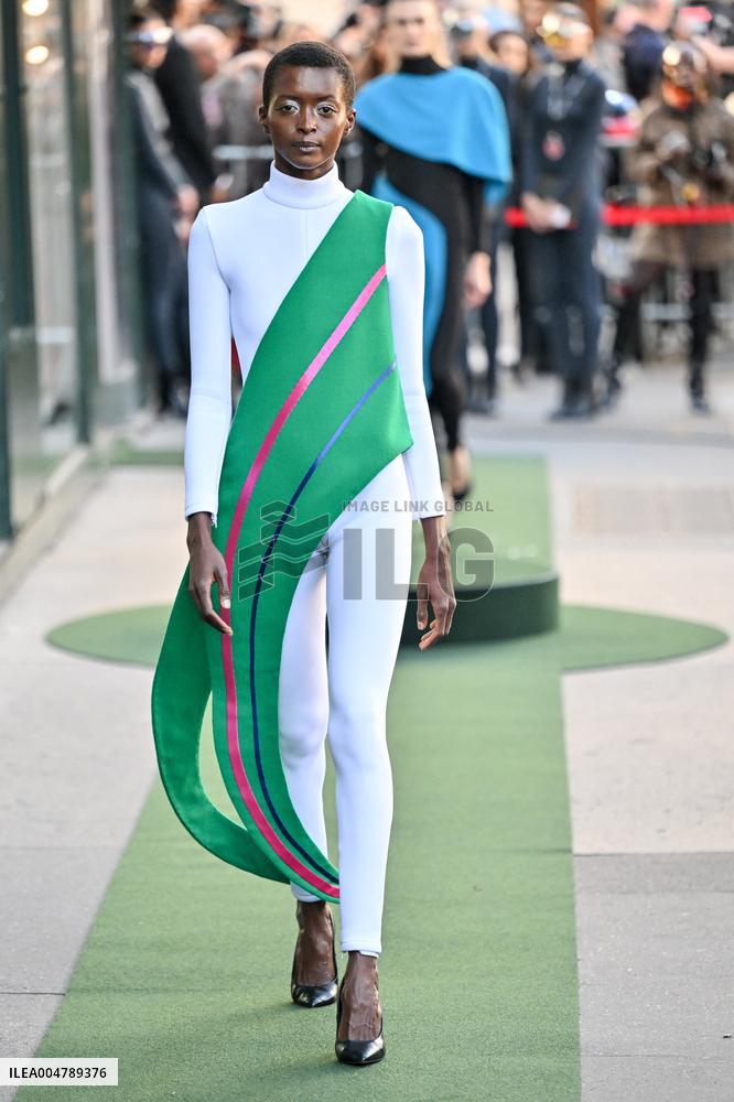 PFW Pierre Cardin Runway