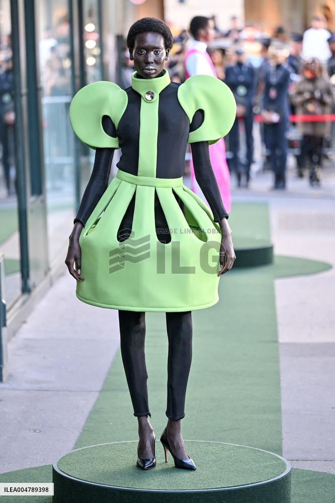 PFW Pierre Cardin Runway