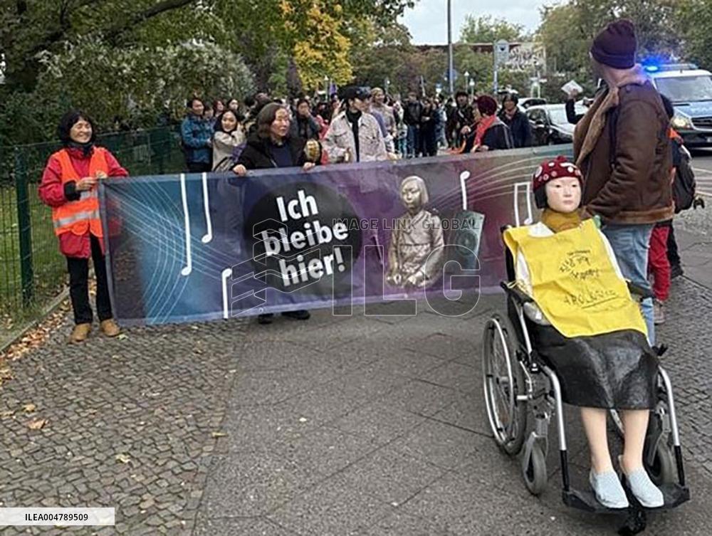 "Comfort women" statue in Berlin