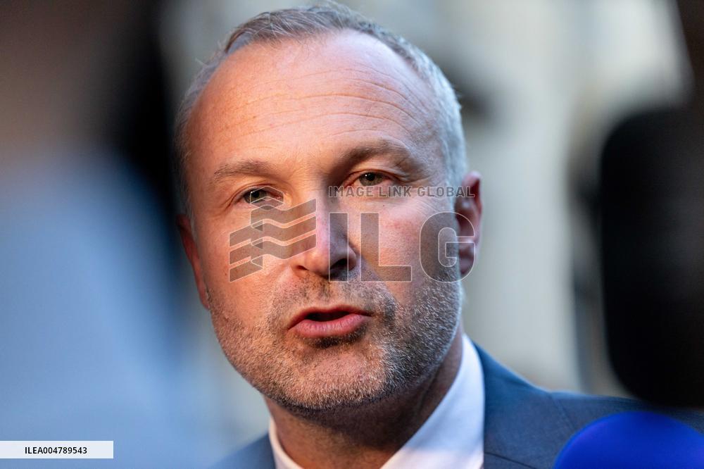 Negotiations in Matignon after Prime Ministers Resignation - Paris AJ