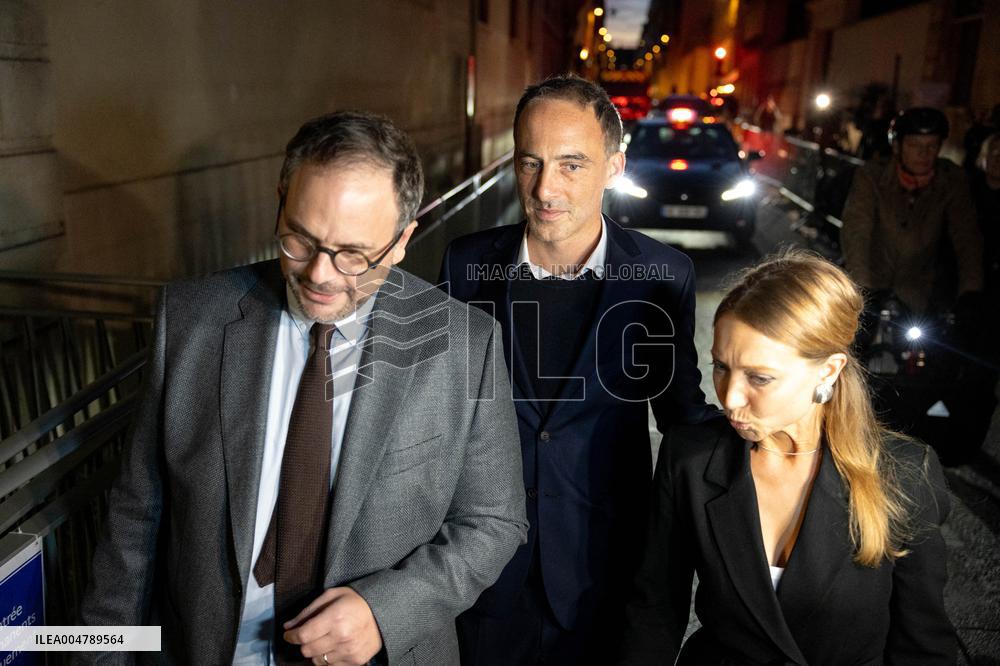 Negotiations in Matignon after Prime Ministers Resignation - Paris AJ