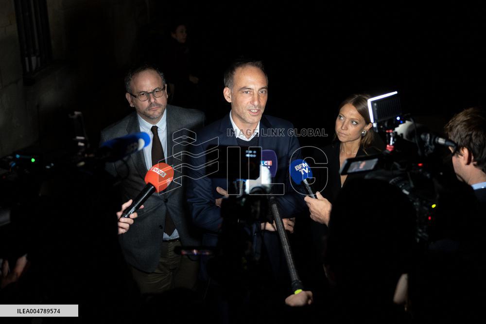 Negotiations in Matignon after Prime Ministers Resignation - Paris AJ