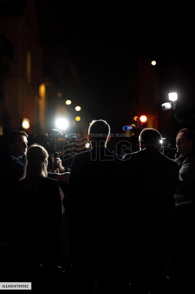 Negotiations in Matignon after Prime Ministers Resignation - Paris AJ