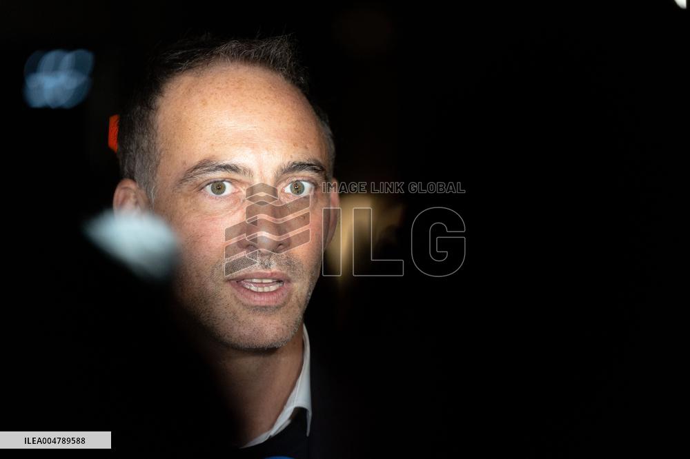 Negotiations in Matignon after Prime Ministers Resignation - Paris AJ