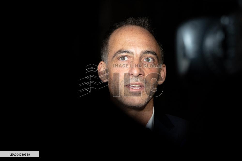 Negotiations in Matignon after Prime Ministers Resignation - Paris AJ