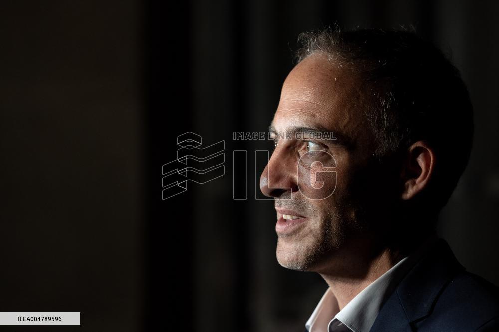 Negotiations in Matignon after Prime Ministers Resignation - Paris AJ