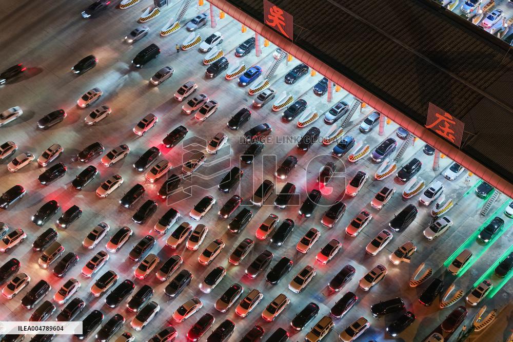 Largest High-speed Toll Station in China