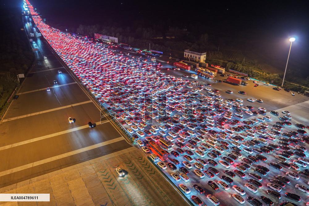 Largest High-speed Toll Station in China