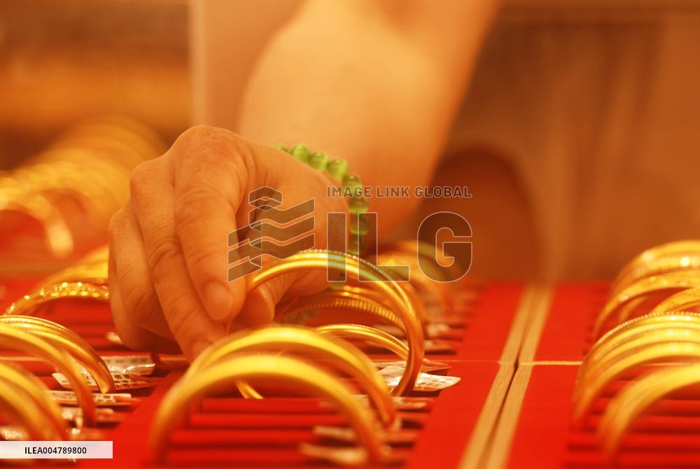 The Spot Price of Gold Reached Record high