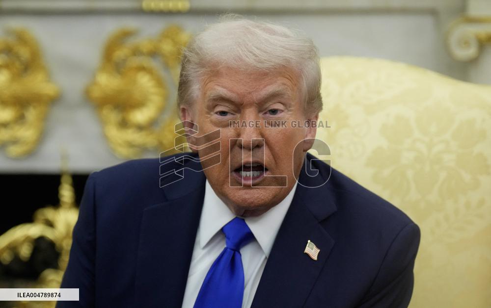 Donald Trump Meets With Mark Carney - DC