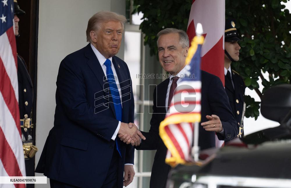Donald Trump Meets With Mark Carney - DC