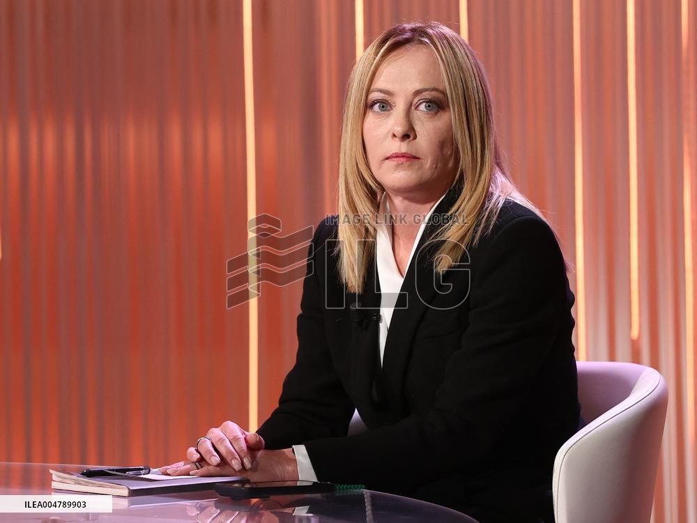 Giorgia Meloni At Cinque Minuti TV Show - Rome