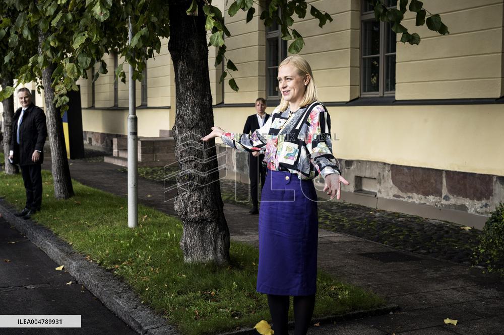 Ulkoministeri Elina Valtonen tapaa Islannin ulkoministerin Thorgerdur Katrin Gunnarsdottirin
