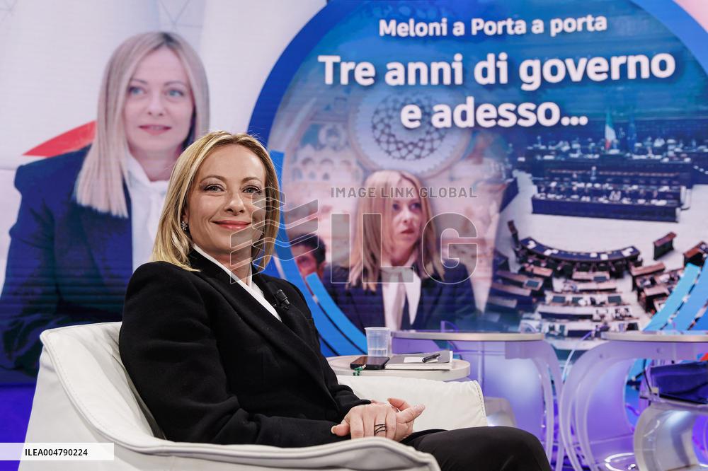 Giorgia Meloni Guest on The Programme "Cinque Minuti" - Rome