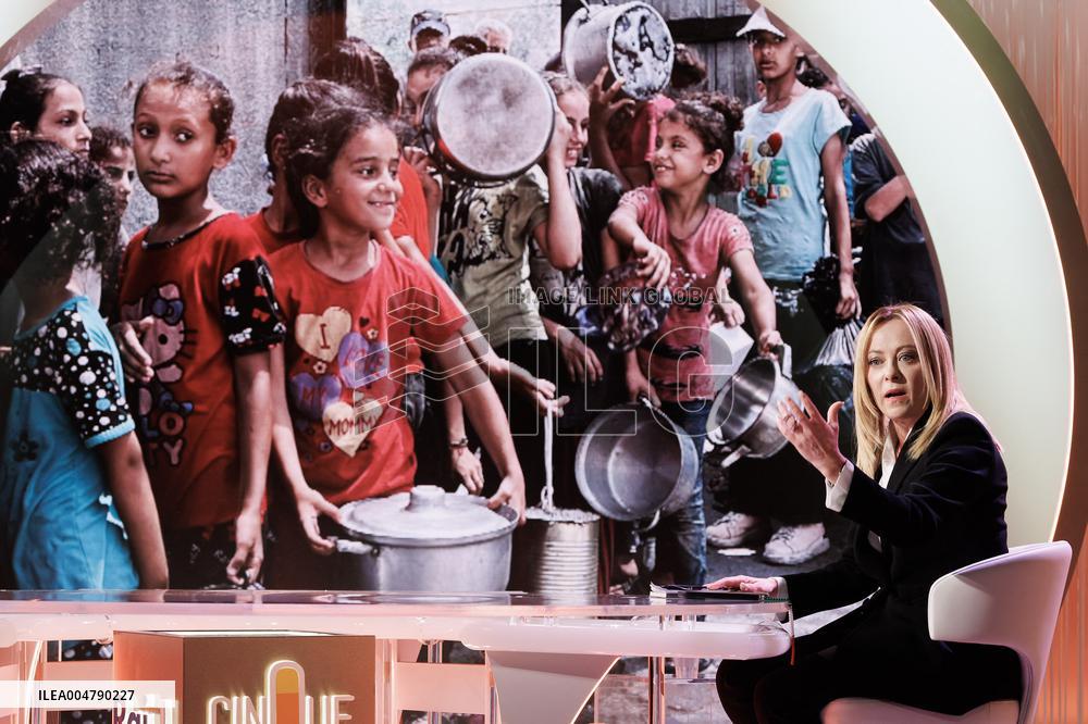 Giorgia Meloni Guest on The Programme "Cinque Minuti" - Rome