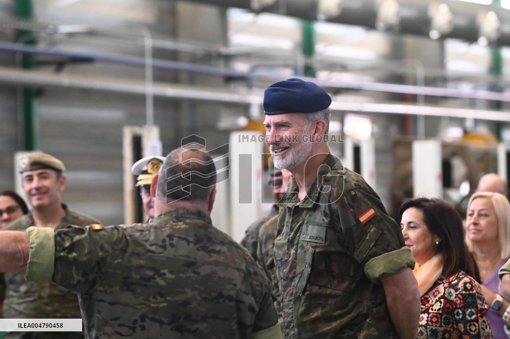 King Felipe Visits The Logistics Academy Of The Spanish Army - Calatayud