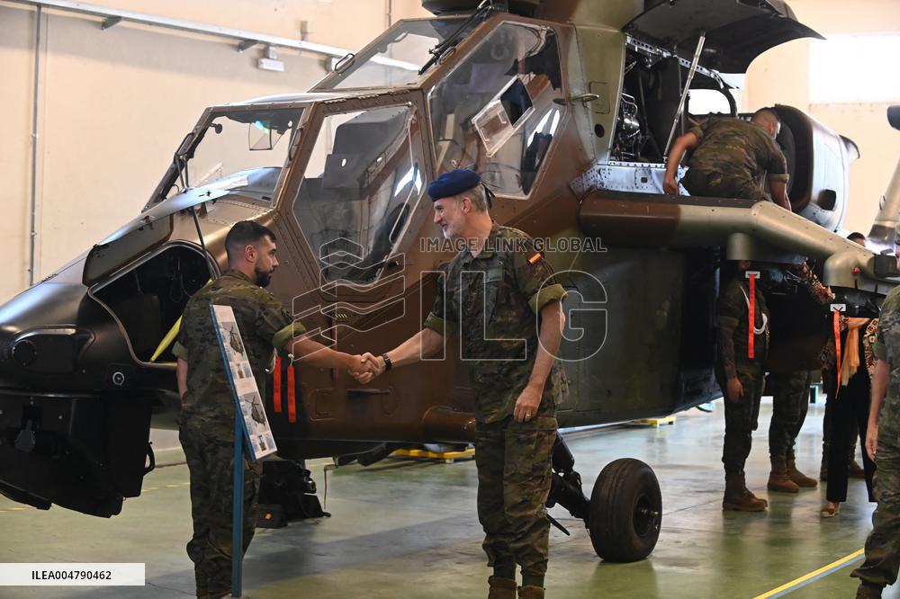 King Felipe Visits The Logistics Academy Of The Spanish Army - Calatayud