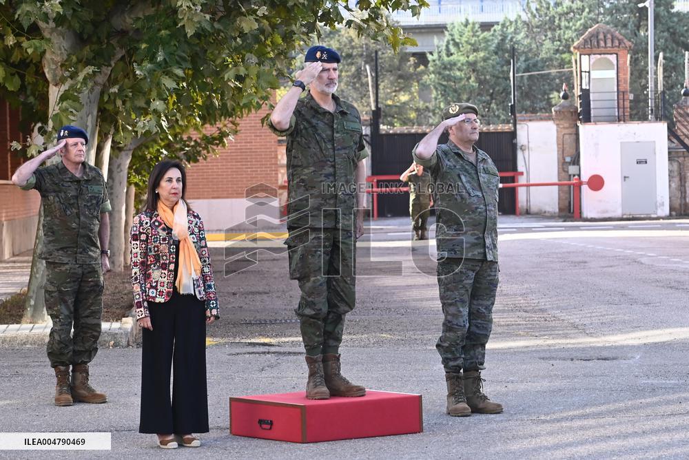 King Felipe Visits The Logistics Academy Of The Spanish Army - Calatayud