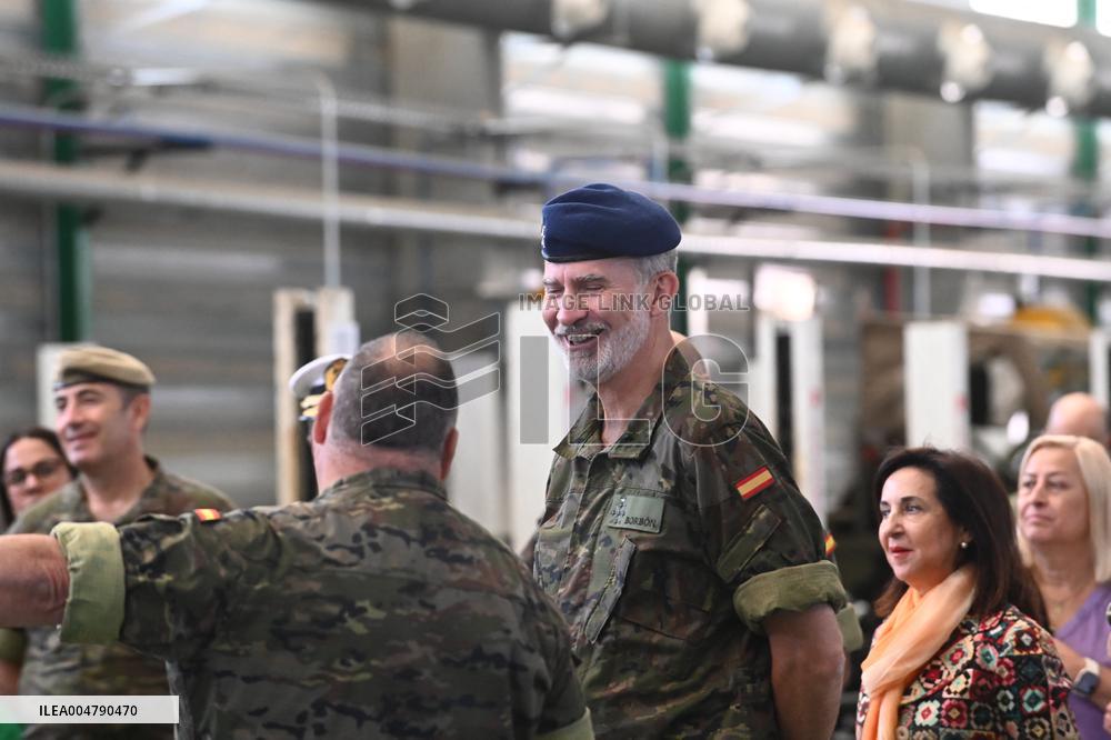 King Felipe Visits The Logistics Academy Of The Spanish Army - Calatayud