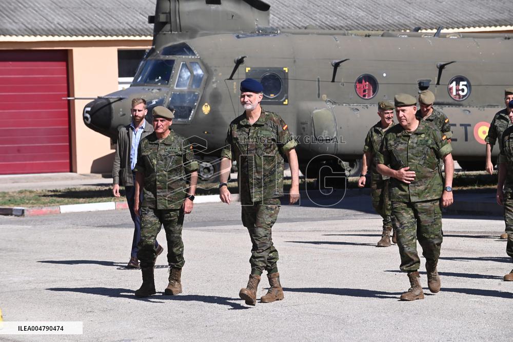 King Felipe Visits The Logistics Academy Of The Spanish Army - Calatayud