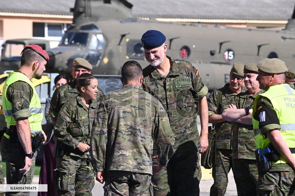 King Felipe Visits The Logistics Academy Of The Spanish Army - Calatayud