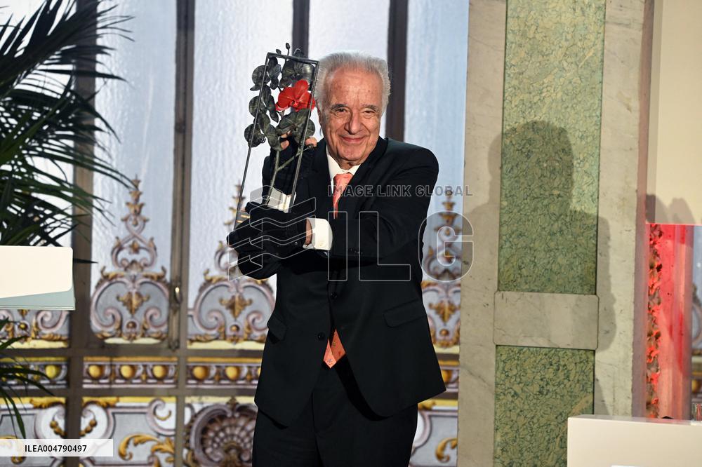 Queen Sofía At Social Awards of the Mapfre Foundation Presentation - Madrid