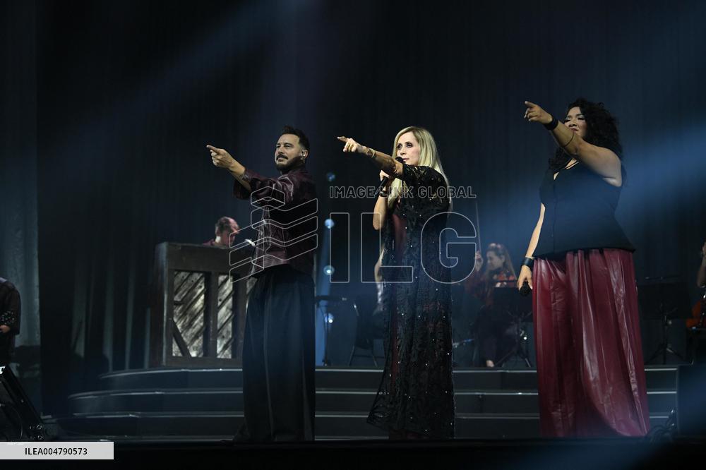 Lara Fabian Concert at Zenith of Rouen - France