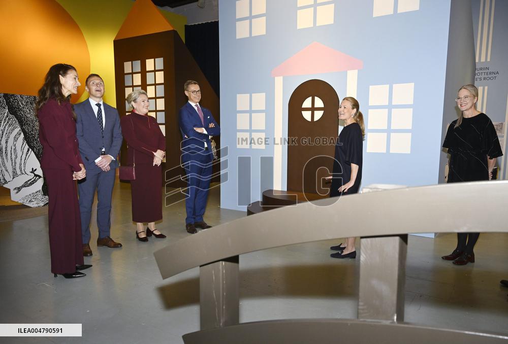 Islannin presidenttipari valtiovierailulla Suomessa