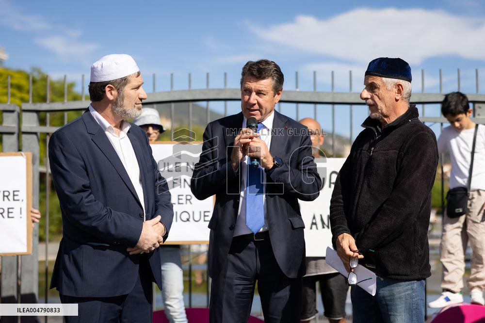 Tribute to The Victims of The Shooting on 3 October 2025 in Les Moulins - Nice