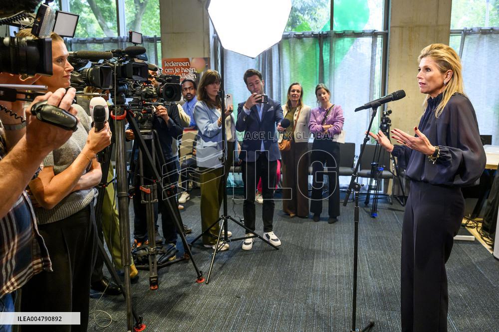 Queen Maxima Launches In Je Bol - Utrecht